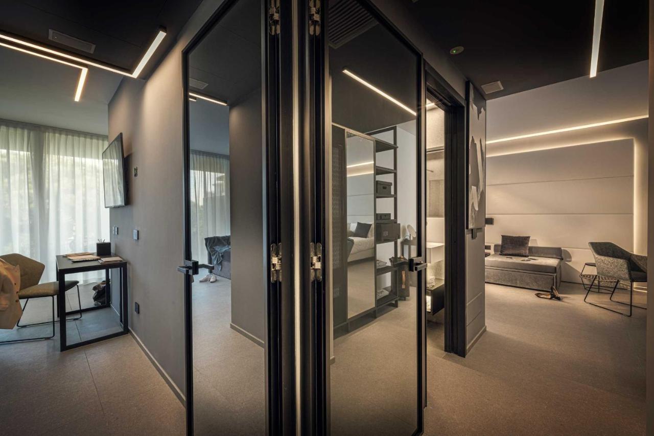 J44 Lifestyle Hotel Лідо-ді-Єзоло Екстер'єр фото Suite