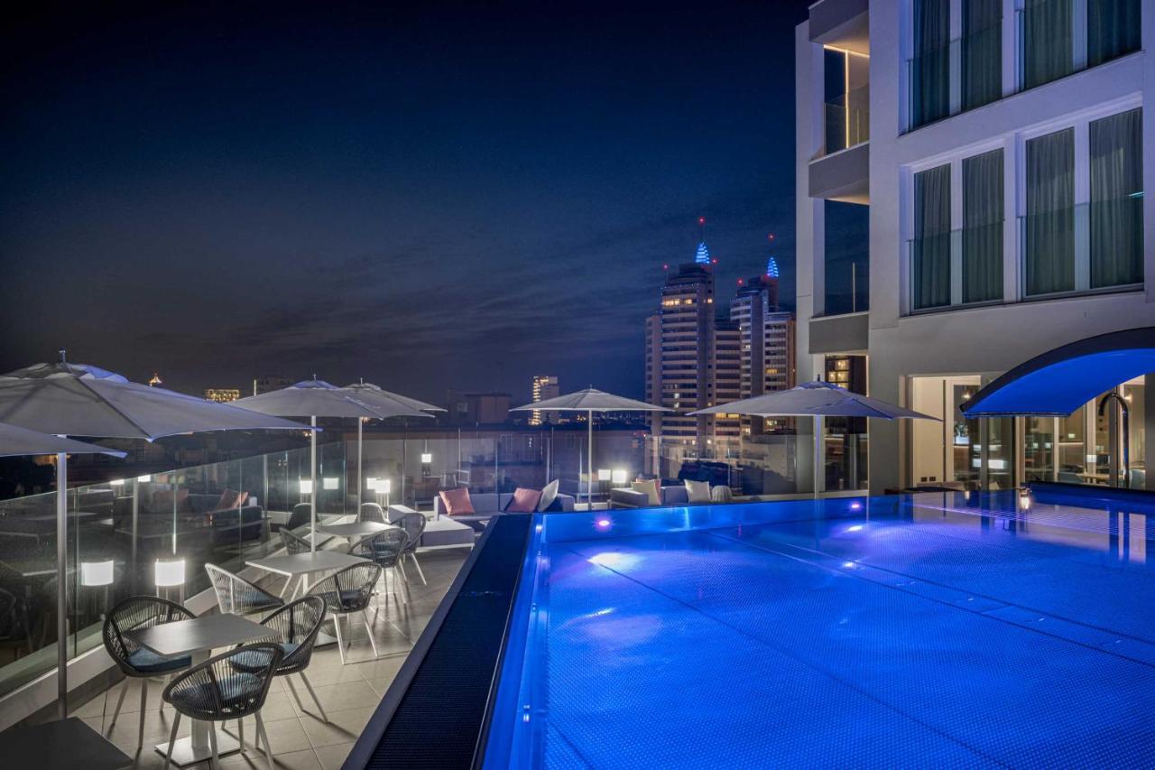 J44 Lifestyle Hotel Лідо-ді-Єзоло Екстер'єр фото The swimming pool at the hotel