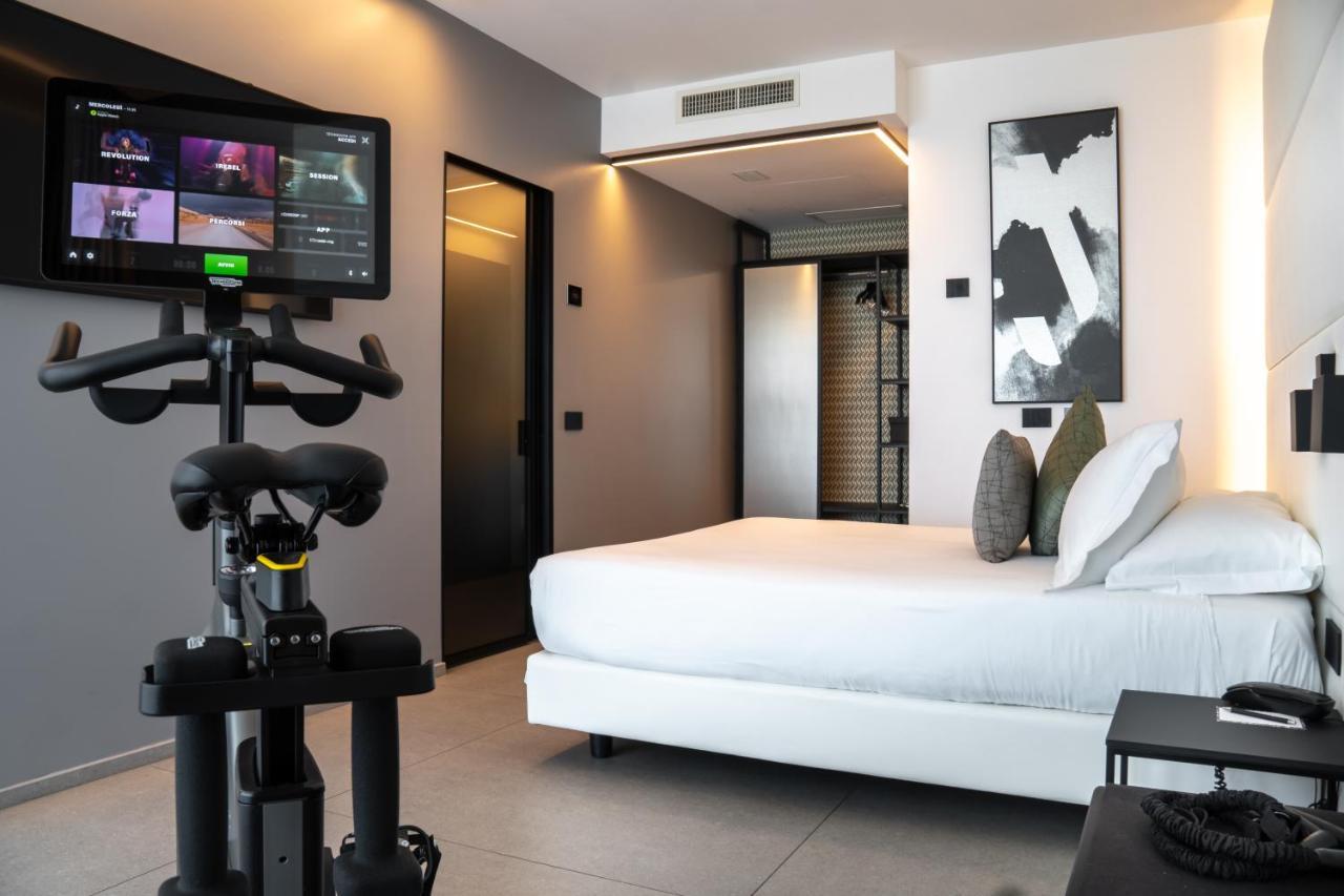 J44 Lifestyle Hotel Лідо-ді-Єзоло Екстер'єр фото A room at the hotel