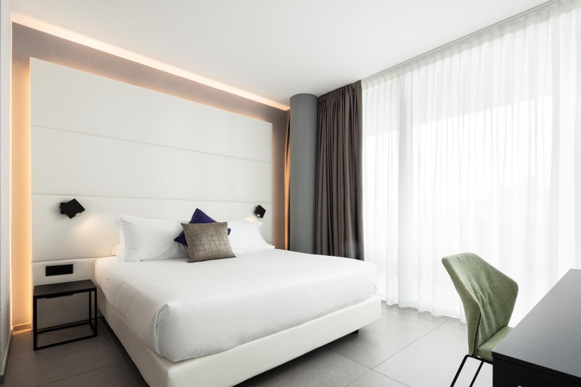 J44 Lifestyle Hotel Лідо-ді-Єзоло Екстер'єр фото Deluxe room